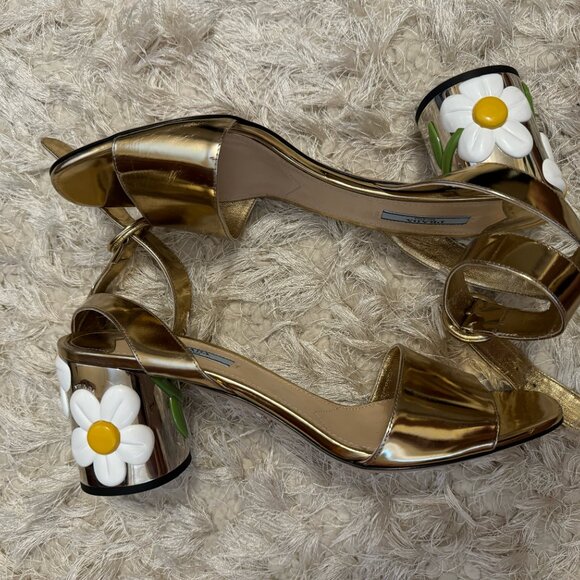 Like New: 950 Prada GOLD/PLATINO Sandal CALZATURE DONNA FLOWER HEEL - Picture 3 of 6